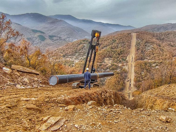 Oil and Gas Pipelines